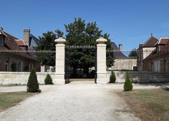 ベッド・アンド・ブレックファスト Domaine De La Rocque *